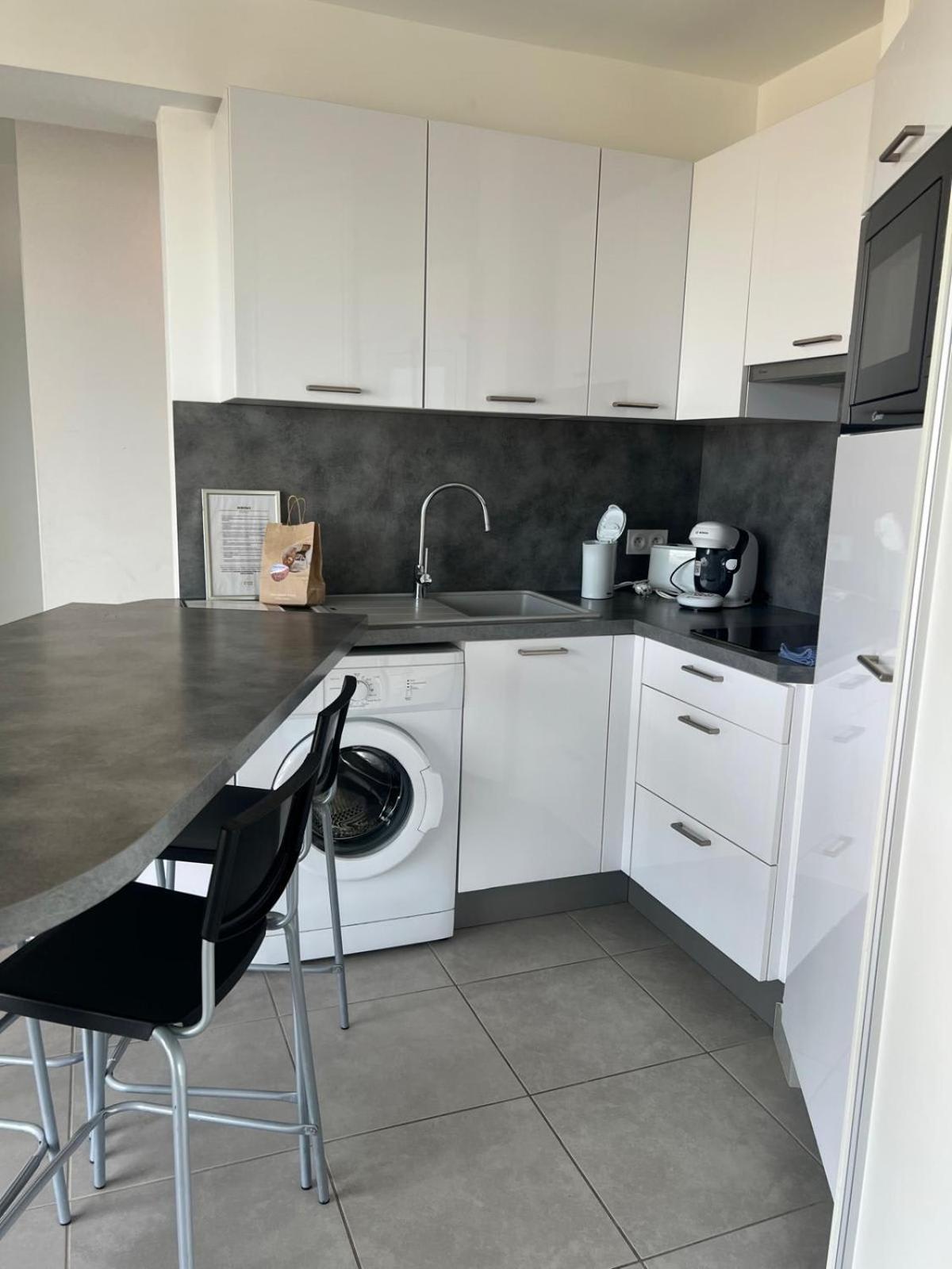 Les Pieds Dans Le Sable Appartement Vue Mer 1 Chambre 1 Cabine Le Grau-du-Roi Εξωτερικό φωτογραφία