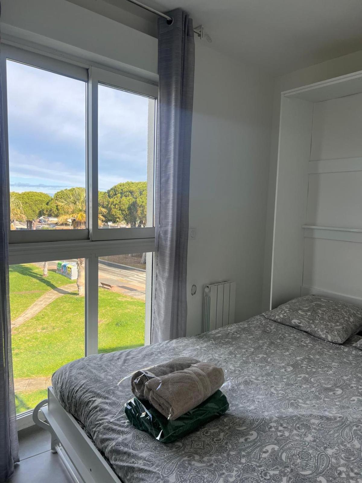 Les Pieds Dans Le Sable Appartement Vue Mer 1 Chambre 1 Cabine Le Grau-du-Roi Εξωτερικό φωτογραφία