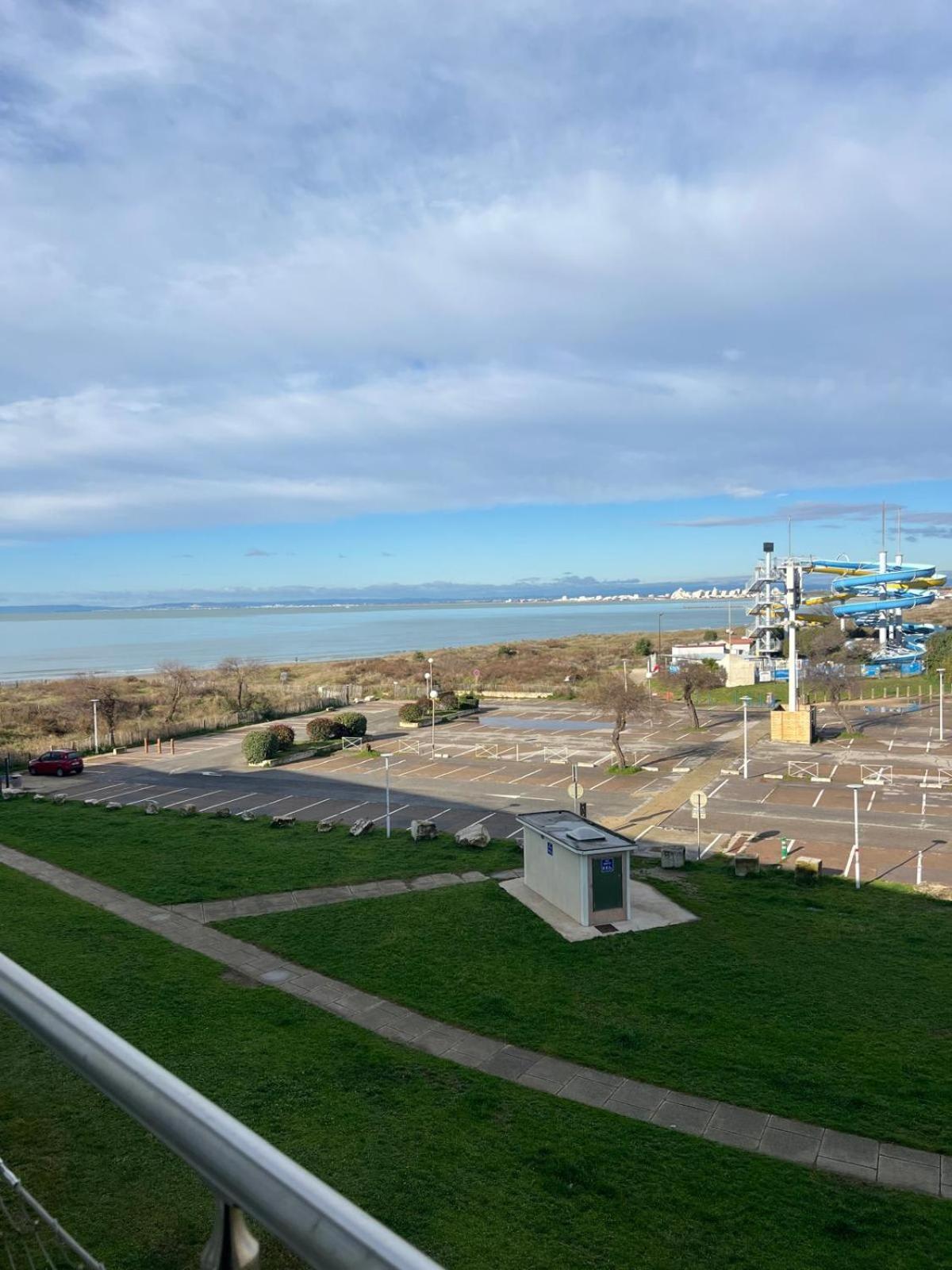 Les Pieds Dans Le Sable Appartement Vue Mer 1 Chambre 1 Cabine Le Grau-du-Roi Εξωτερικό φωτογραφία